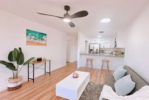 2752 Kaaha St #207, Honolulu, HI 96826