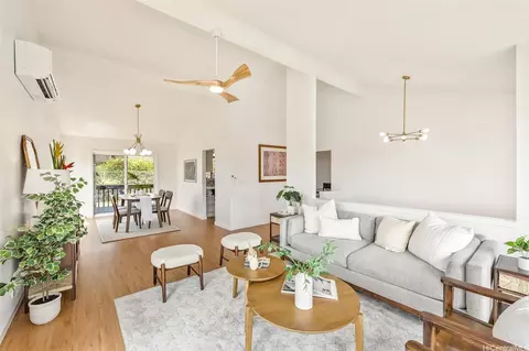 98-1916 Kaulahao St, Aiea, HI 96701