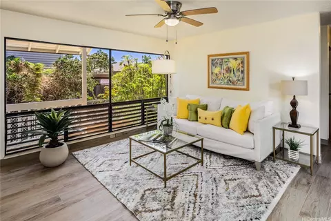 3629 Bethshan Rd, Honolulu, HI 96816