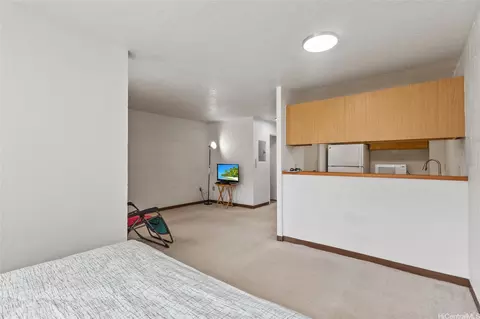 1105 Acacia Rd #109, Pearl City, HI 96782