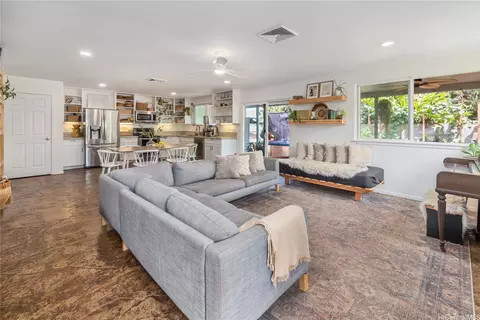 67-278 Kukea Cir #A, Waialua, HI 96791