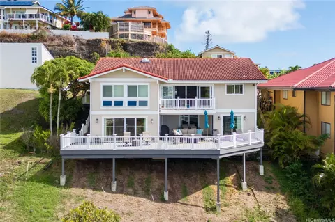 1089 Kalihiwai Pl, Honolulu, HI 96825
