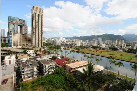 439 Keoniana St #1205, Honolulu, HI 96815