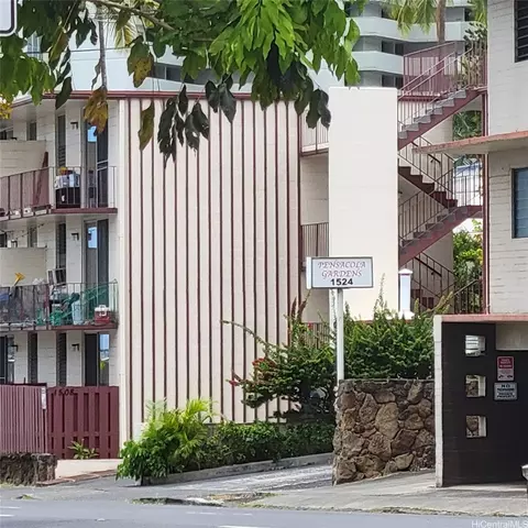 1524 Pensacola St #201, Honolulu, HI 96822