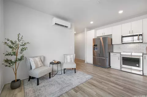 91-3575 Iwikuamoo St #212, Ewa Beach, HI 96706