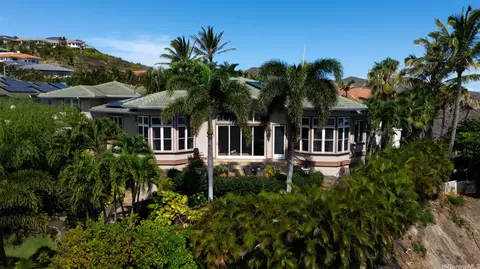 147 Hoahana Pl, Honolulu, HI 96825