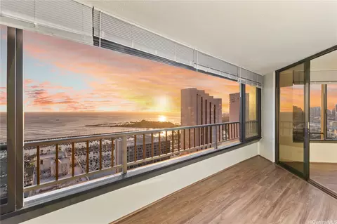1778 Ala Moana Blvd #3301, Honolulu, HI 96815