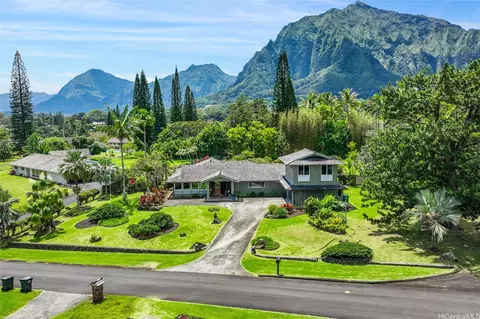 46-428 Holokaa St, Kaneohe, HI 96744