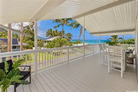 51-540 Kamehameha Hwy #B, Kaaawa, HI 96730