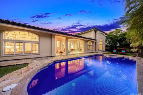 4743 Kolohala St, Honolulu, HI 96816