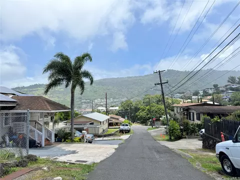 1581 Murphy St, Honolulu, HI 96819