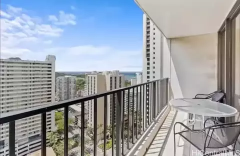 201 Ohua Ave #2409, Honolulu, HI 96815