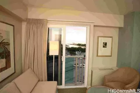 410 Atkinson Dr #1049, Honolulu, HI 96814