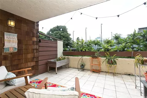 1015 Aoloa Pl #244, Kailua, HI 96734