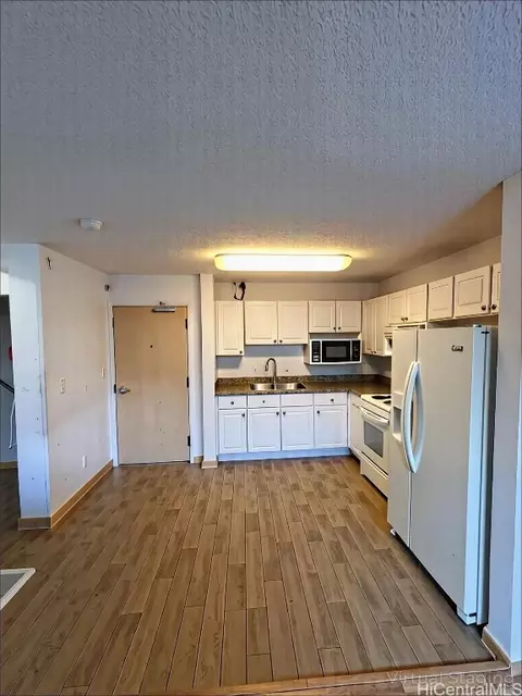 801 South St #410, Honolulu, HI 96813