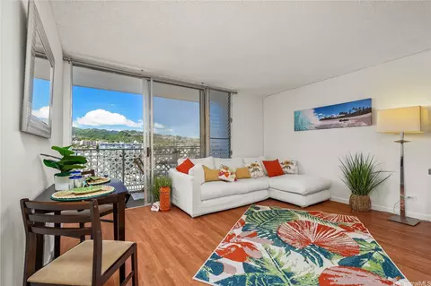 737 Olokele Ave #602, Honolulu, HI 96816
