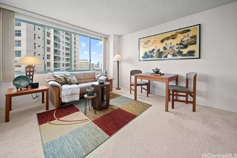 1314 Kalakaua Ave #906, Honolulu, HI 96826