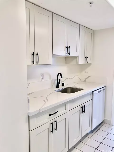 250 Ohua Ave #12G, Honolulu, HI 96815