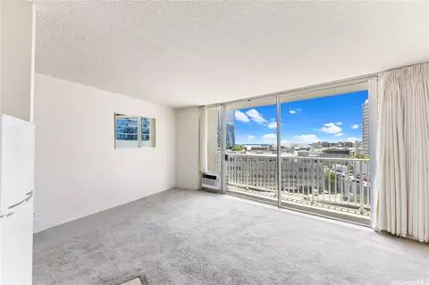 750 Amana St #1111, Honolulu, HI 96814