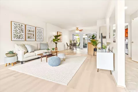 6211 Kawaihae Pl #D106, Honolulu, HI 96825