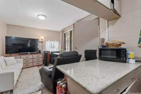 2765 Kapiolani Blvd #107, Honolulu, HI 96826