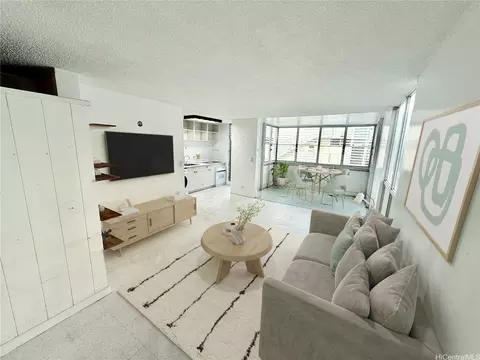 3027 Pualei Cir #106, Honolulu, HI 96815