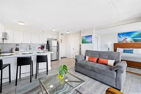 201 Ohua Ave #2209, Honolulu, HI 96815