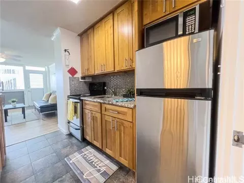 425 Ena Rd #1201C, Honolulu, HI 96815