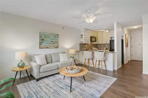 350 Aoloa St #B240, Kailua, HI 96734