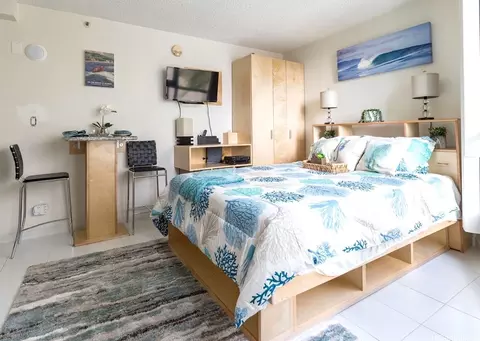 134 Kapahulu Ave #617, Honolulu, HI 96815