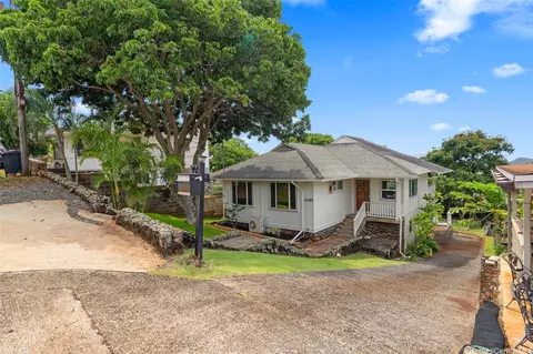 2107 Makanani Dr, Honolulu, HI 96817
