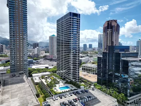 876 Curtis St #3208, Honolulu, HI 96813