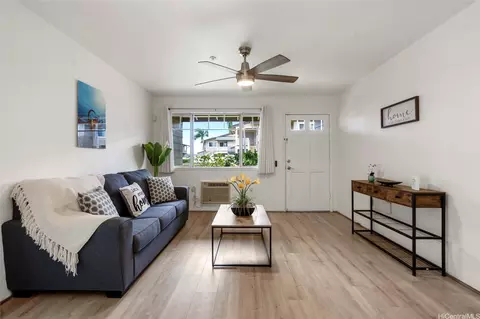 91-1015 Kamaaha Ave #205, Kapolei, HI 96707