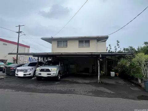 827 Gulick Ave, Honolulu, HI 96819