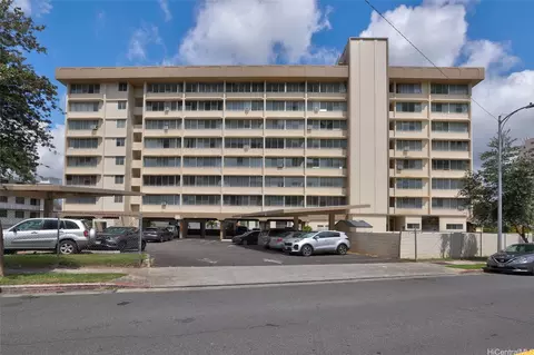 2977 Ala Ilima St #805, Honolulu, HI 96818