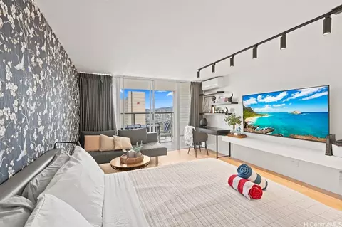 445 Seaside Ave #2914, Honolulu, HI 96815