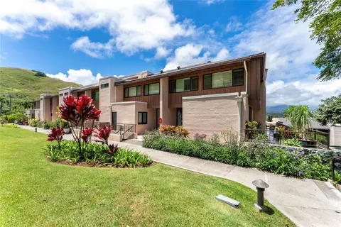 411 Kaelepulu Dr #E, Kailua, HI 96734