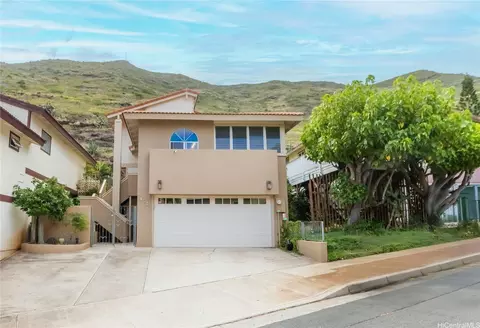 852 Kealahou St, Honolulu, HI 96825