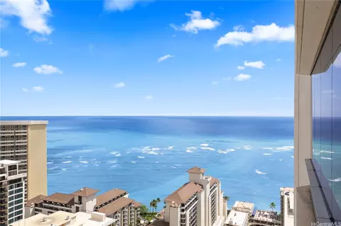 223 Saratoga Rd #3502, Honolulu, HI 96815