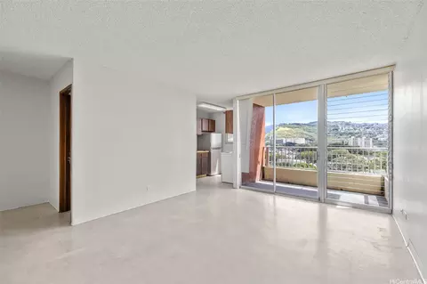 2740 Kuilei St #1101, Honolulu, HI 96826