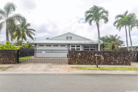962 Alahaki St, Kailua, HI 96734