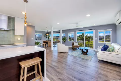 2755 Kalawao St #36, Honolulu, HI 96822