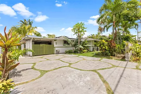 918 Oneawa St, Kailua, HI 96734