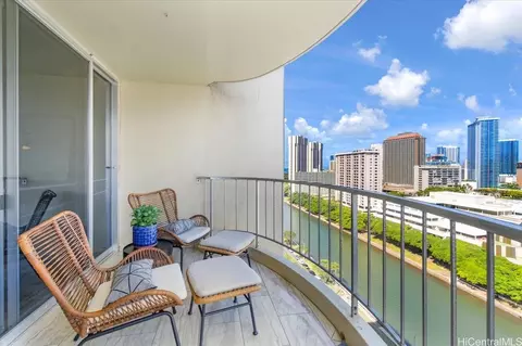 1717 Ala Wai Blvd #1905, Honolulu, HI 96815