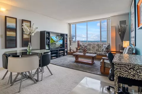 3045 Ala Napuaa Pl #1104, Honolulu, HI 96818