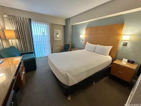 410 Atkinson Dr #753, Honolulu, HI 96814
