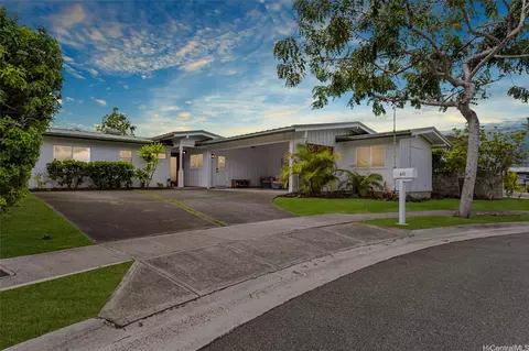 611 Paokano Loop, Kailua, HI 96734
