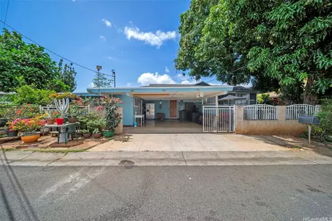 94-244 Pupukui St, Waipahu, HI 96797