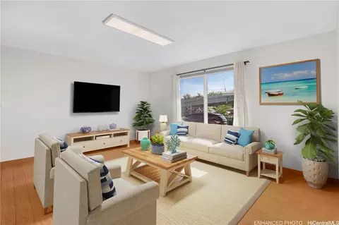 2066 Puu Pl #B, Wahiawa, HI 96786