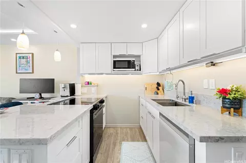 2611 Ala Wai Blvd #1805, Honolulu, HI 96815